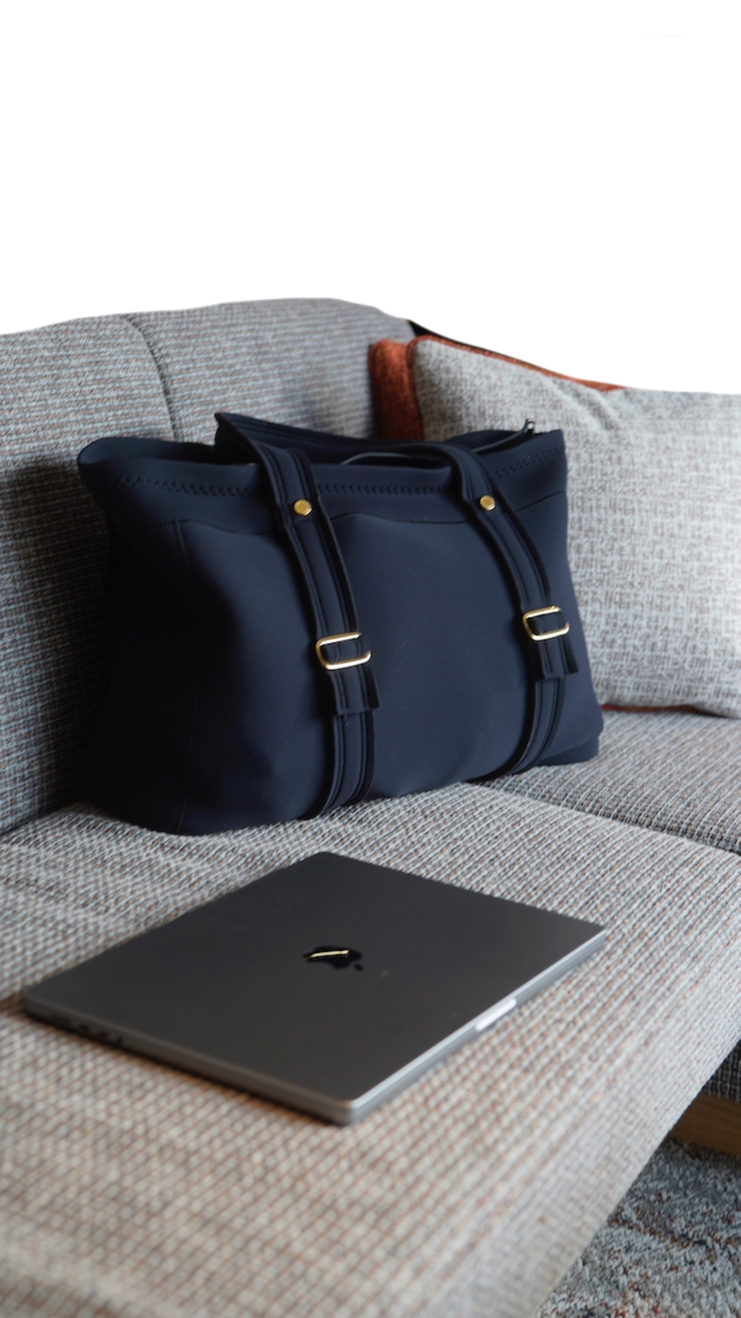 Pre-Order｜ZAG Totebag – 2 Colors